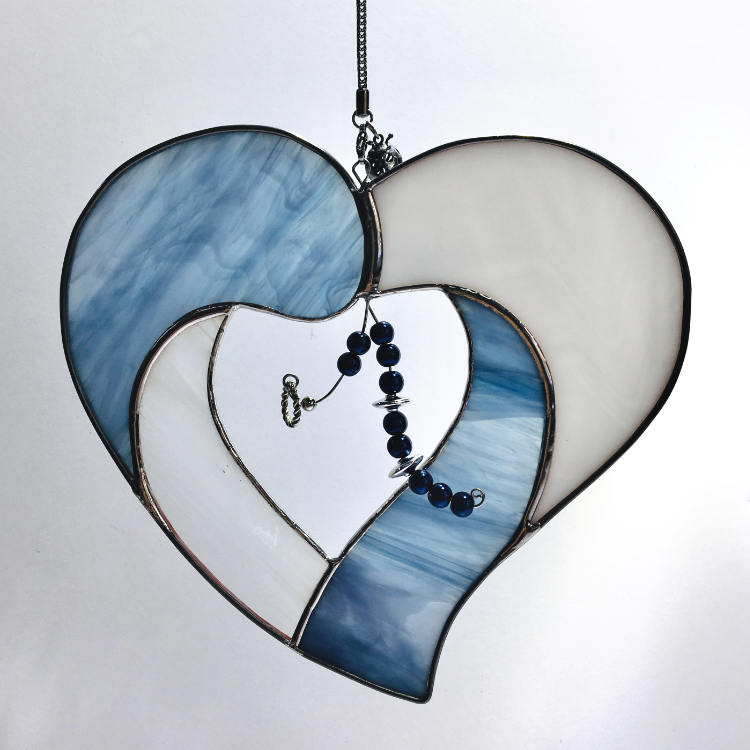 vitrail en forme de coeur, coeur de vitrail, coeur en tiffany, Tiffany en forme de coeur